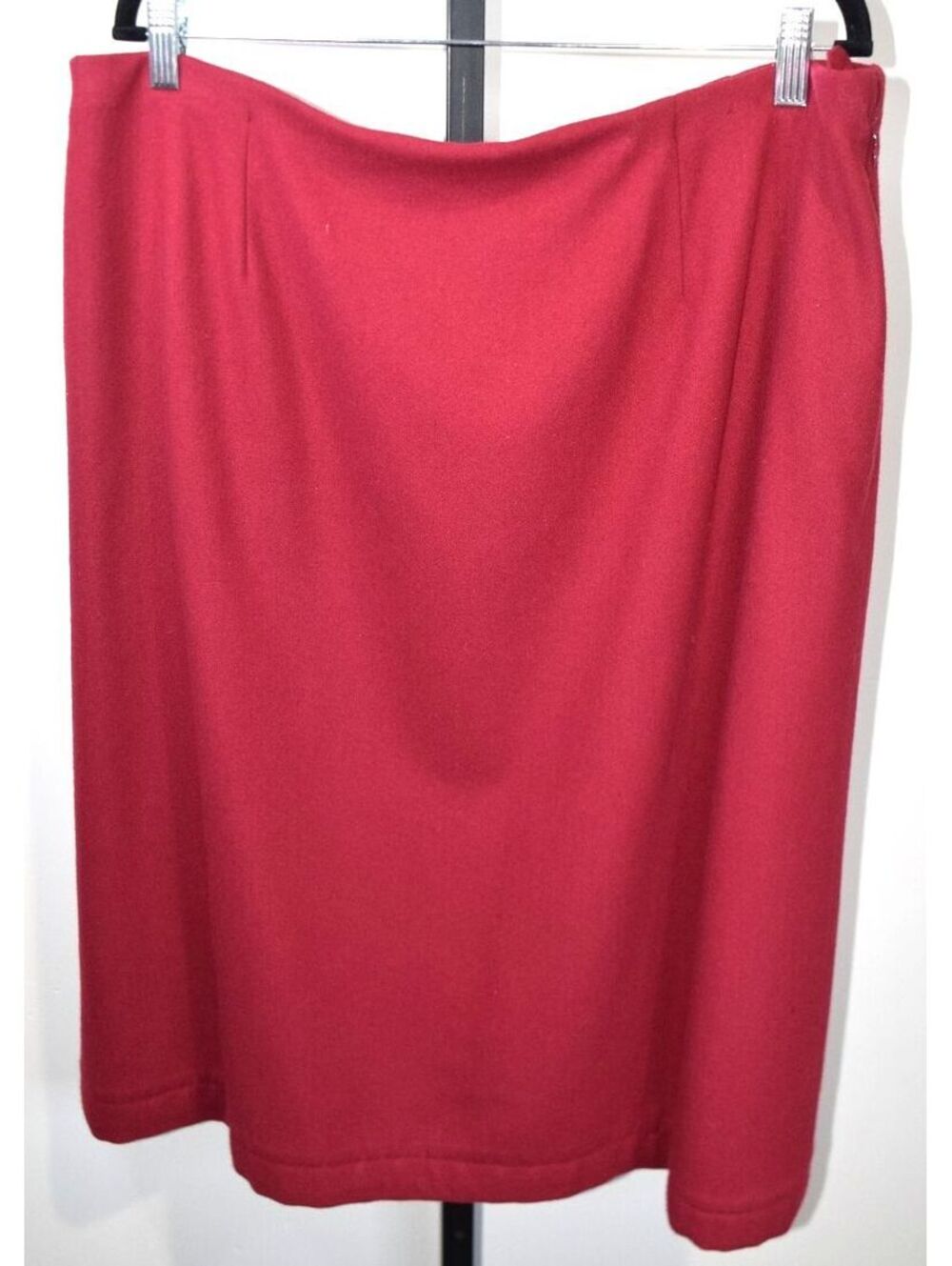 90s Pendleton Red 100% Virgin Wool Straight Skirt Plus Size 18W Made in USA